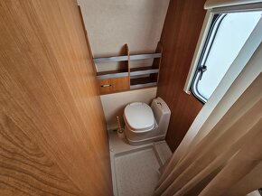 Karavan - KNAUS EIFELLAND HOLIDAY 560 TKM, r.v. 2008 - 19