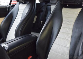 Mercedes-Benz Třídy E 400 4M VZDUCH TOP VÝBAVA - 19