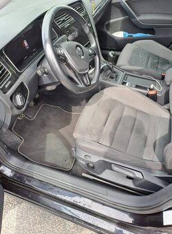 Volkswagen Golf - 19