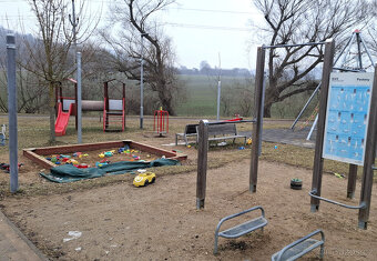 Pronájem novostavby bytu 2kk v Kuřimi ul.Metelkova + parkov - 19