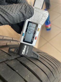 Originál Alu kola AUDI Q8 21” 10Jx21 ET20 pneu 285/45/21 - 19