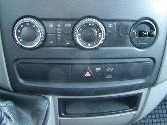 2.0TDi,SKŘÍŇ,KLIMA,80kW - 19