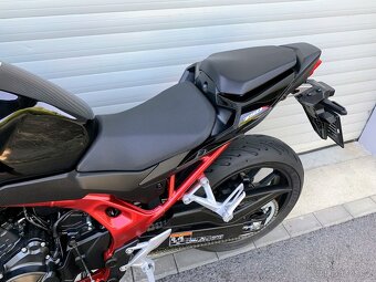Honda CB 750 Hornet TOP STAV - 19