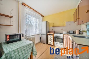 Prodej bytu 3+1 s obrovským potenciálem v žádané lokalitě Pa - 19