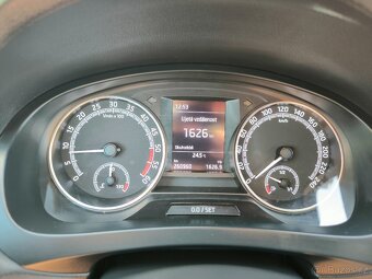 ŠKODA RAPID 1.6 TDI 85kw, r.v. 2017, 1.MAJITEL, VÝBORNÝ STAV - 19