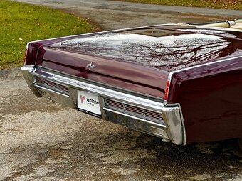 Lincoln Continental - 19