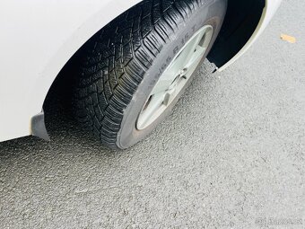 HYUNDAI IX20 1.4 i BENZÍN ALU KOLA, MULTIFUNKČNÍ VOLANT - 19