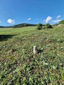 Velký stavební pozemek Kájov - Kladenské Rovné, 929m2, trasa - 19