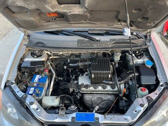 Honda HR-V 1.6 Benzin 4x4 = Bez korozie, Dovoz IT = - 19