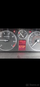 Prodám Peugeot 807 2.2i +LPG. Nájezd motoru 186.000Km - 19