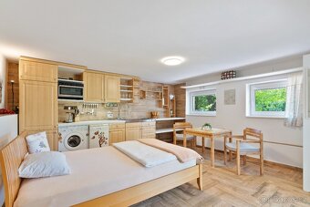 Prodej rodinného domu 212 m², pozemek 2 430 m², Bořkov, Slan - 19