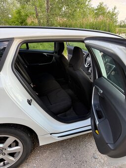 Volvo V60 - 19