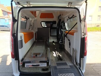 Ford Transit Custom Sanitka - 19