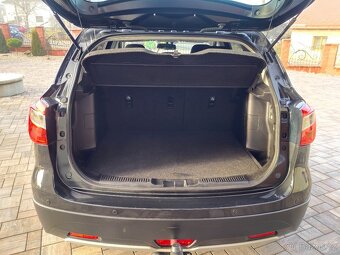 Suzuki SX4 S-Cross 1,6i 88Kw r.v.8/2016 najeto 89700Km - 19