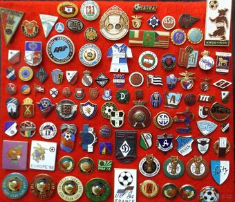 odznaky - různé druhy, sport, armáda, auto moto i jiné - 19