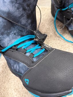 Gravity snowboard + original boty - 19