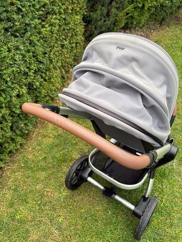 Kočárek Joolz Hub+ - 19