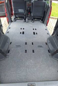 TOYOTA PREVIA - 19
