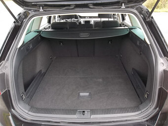 VW Passat B8 1,4 TSI Kombi, r.v. 03/2015, najeto 160tkm - 19