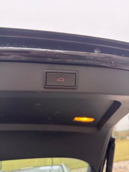 Škoda Superb 2.0 TDI 140kw 4x4 - 19