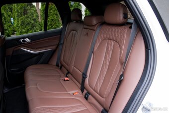 BMW X5 3.0 xDrive45e A/T M-Packet/ ZÁRUKA - 19