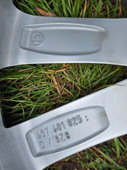 Kompletní letní Alu kola Šk. STRATOS - 205/50 R17 XL - 5x100 - 19