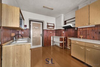 Prodej 1/2 rodinného domu v centru města Česká Kamenice - 19