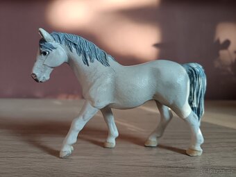 SCHLEICH Koně SBĚRATELSKÉ FIGURKY 12 - 19
