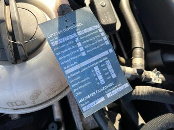 VW Golf 1,6 TDi Serviska, Tempomat - 19