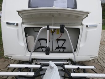 Prodám Karavan Adria Adora 613HT Klimatizace + předstan - 19