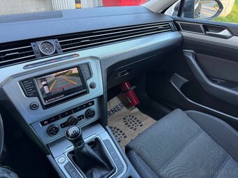 Volkswagen Passat 2.0 TDI 110kw BLUEMOTION ACC - 19