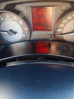 Isuzu D-Max r.v.2017 - 19