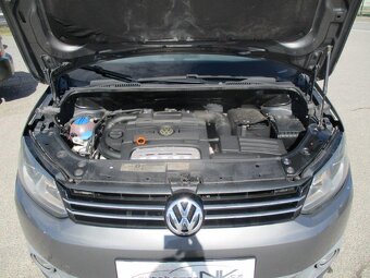 VW TOURAN 1,4CGI 110KW CNG bez koroze 05/2011 - 19