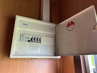 Kancelářský / obytný kontejner, stavebí buňka - 19