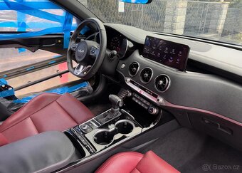 Kia Stinger 3.3 T-GDI AWD GT - 19