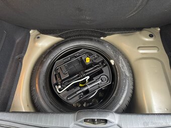 Peugeot 208 1,2 VTI 82 Allure 62KW 2012 - 19