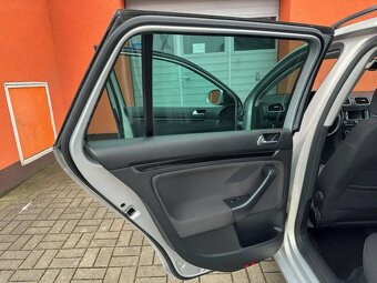 Volkswagen Golf, 1.4 TSI 90KW 1.maj.,NAVI - 19