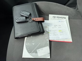 TOYOTA PRIUS 1.8 HYBRID //2011 147.800 KM 1.MAJITEL SERVISKA - 19