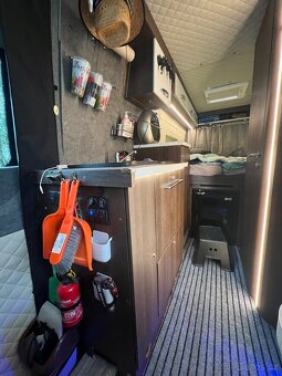 Obytná dodávka Mercedes Sprinter 316CDI KAWA - 19