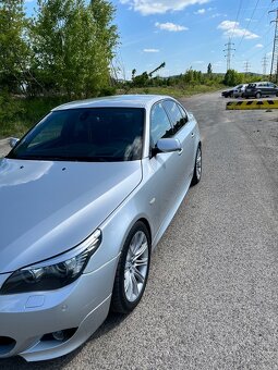 BMW e60 2.5 benzín 141kw - 19