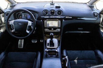 Ford S-Max 2.0 EcoBoost SCTi Titanium A/T 7m - 19