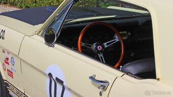 1966 FORD MUSTANG 5.0 V8 5 speed Vintage Racer - 19