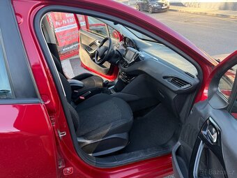 Peugeot 208 1.6HDi • 72kw • 4/2017 • 1.Majitel • ČR NOVÉ - 19