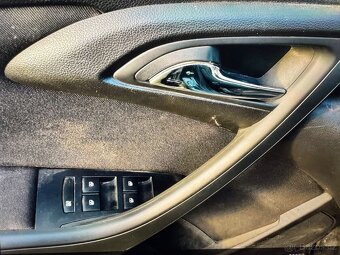 Opel Astra 2016 - 19