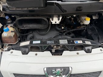 PEUGEOT BOXER VALNÍK S PLACHTOU 2.2HDI 120PS SPANÍ N.STK ČR - 19