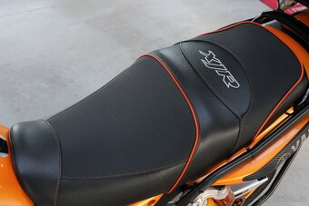 Yamaha XJR 1300 2001 - 19