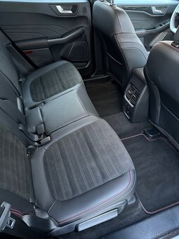 Kuga ST-Line X 2023 2,5 Hybrid (HEV)  190k ČR Záruka - 19