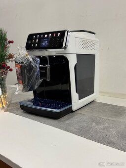 Kávovar Philips EP5500 LatteGo exclusive v bílé barvě - 19