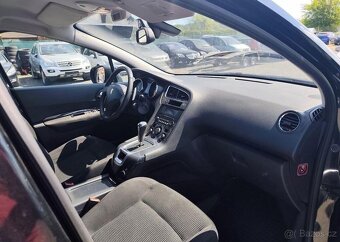 Peugeot 5008 1.6 HDI Automat, Klima nafta automat 82 kw - 19