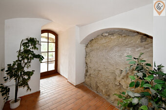 Investiční příležitost – historický objekt na Staroměstském - 19